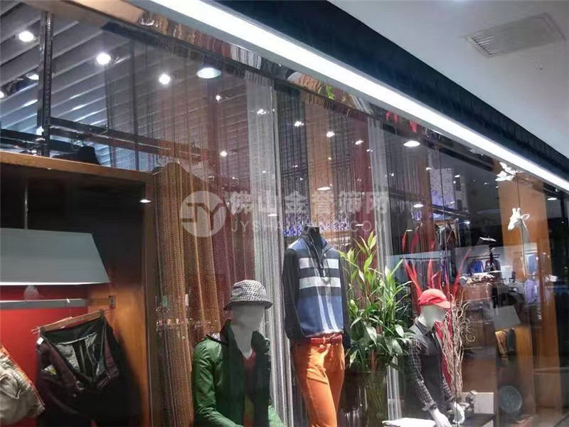 DFS環(huán)球免稅商場(chǎng)金屬布